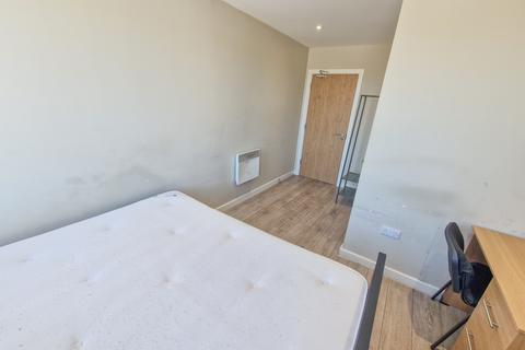Studio to rent, Campbell House, 201 Sunbridge Road, Bradford, West Yorkshire, BD1