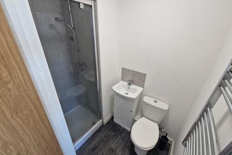 Studio to rent, Campbell House, 201 Sunbridge Road, Bradford, West Yorkshire, BD1