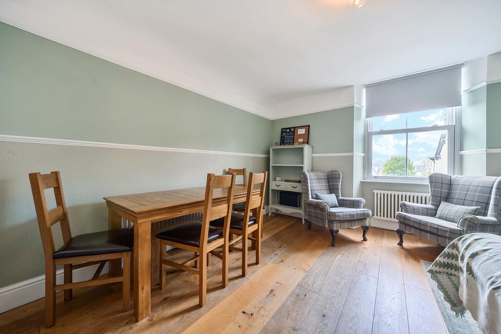 Living/Dining Area
