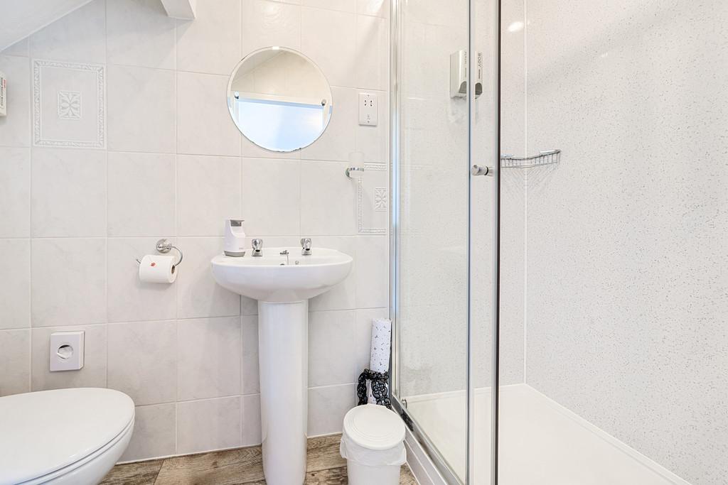En suite shower room