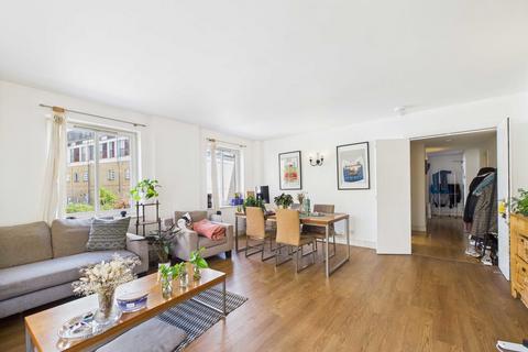 2 bedroom apartment for sale, Cornell Building, London