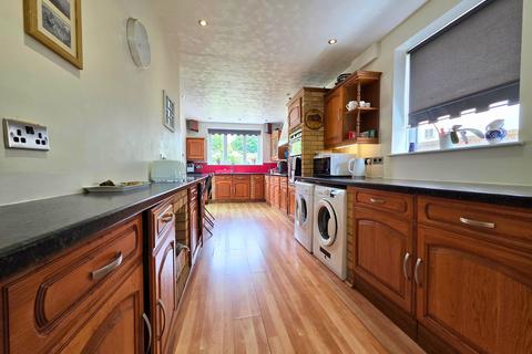 3 bedroom semi-detached house for sale, Wardcliffe Road, Weymouth
