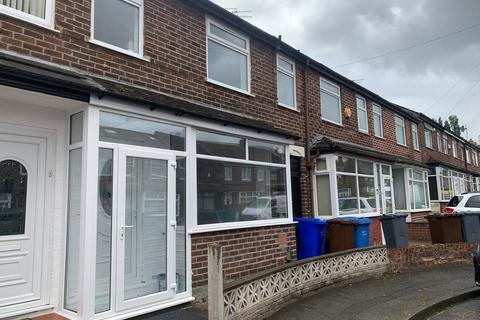 3 bedroom terraced house for sale, Stanhorne Avenue, Manchester
