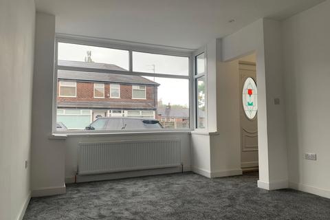 3 bedroom terraced house for sale, Stanhorne Avenue, Manchester