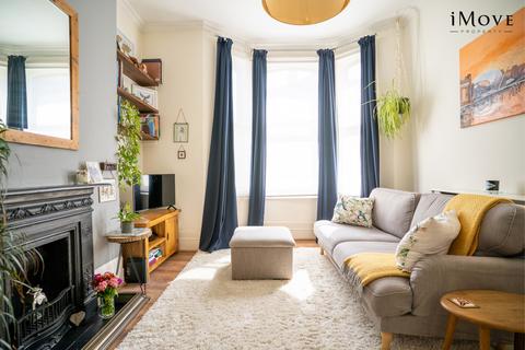 1 bedroom flat for sale, Woodland Road, London SE19