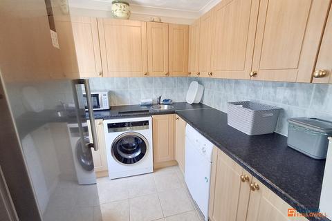 34 Freston, Paston, Peterborough, PE4 7EN