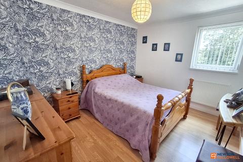 34 Freston, Paston, Peterborough, PE4 7EN