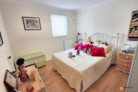 34 Freston, Paston, Peterborough, PE4 7EN
