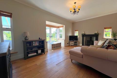 4 bedroom detached house for sale, Station Road, Brampton