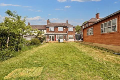 14 Whitefield Avenue, Purley, CR8 4BG