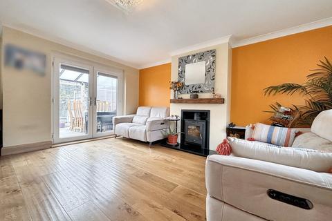 14 Whitefield Avenue, Purley, CR8 4BG