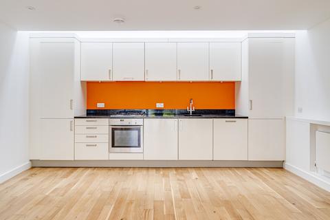 2 bedroom terraced house for sale, Buckingham Road, De Beauvoir, London, N1