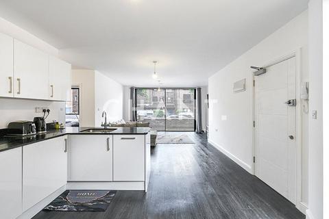 2 bedroom apartment for sale, Spencer Road, Acton, London, W3