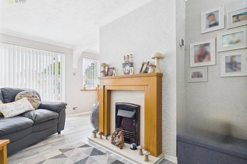 3 bedroom semi-detached house for sale, Hurst Lane North, Birmingham B36