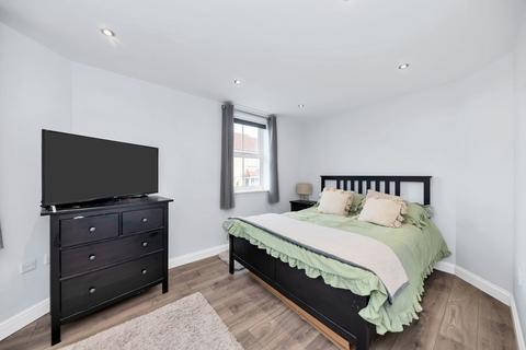 2 bedroom apartment for sale, Woodcock Road, Royston SG8