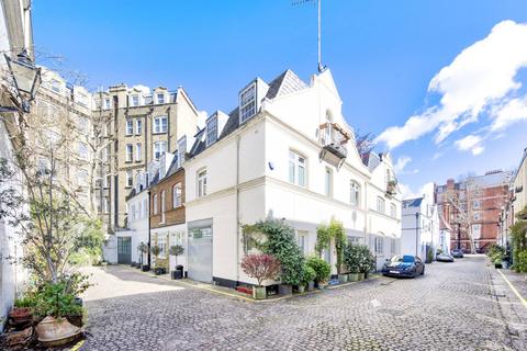 24 Hesper Mews, London, SW5 0HH