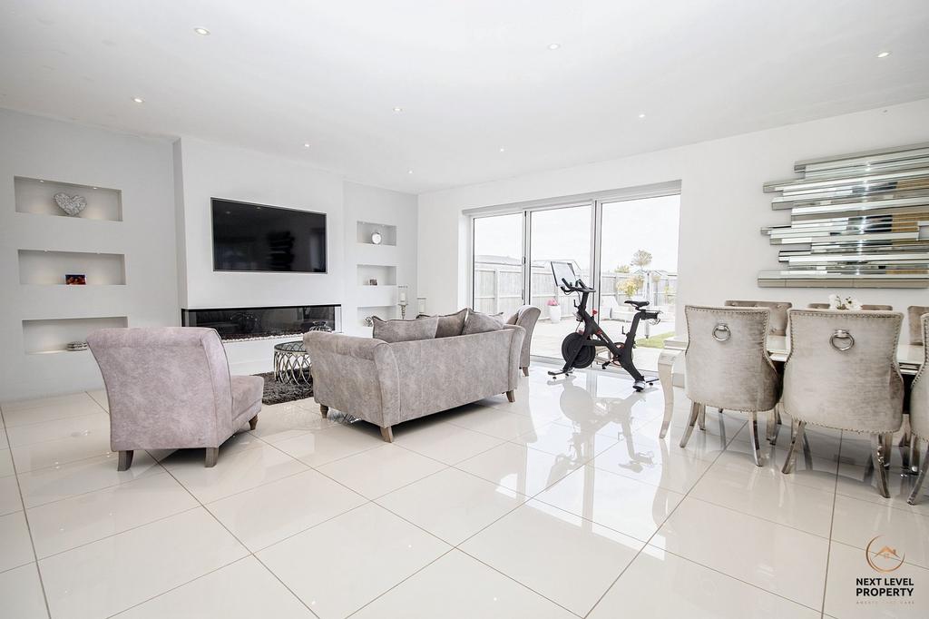 Kitchen/Family Room