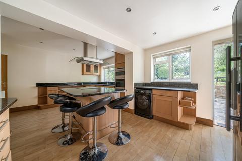 20 Coates Hill Road, Bromley, BR1 2BJ