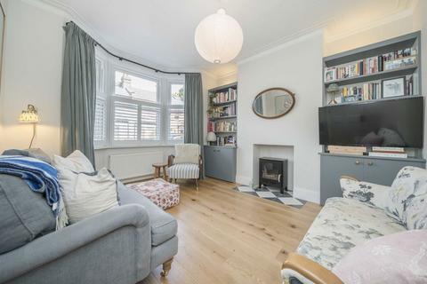 119 Balfour Road, London, W13 9TW