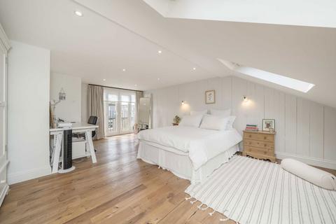 119 Balfour Road, London, W13 9TW