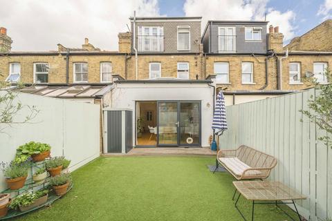 119 Balfour Road, London, W13 9TW