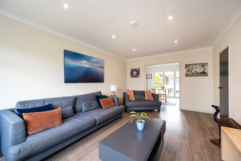 26 Douglas Road, Longniddry, EH32 0LJ