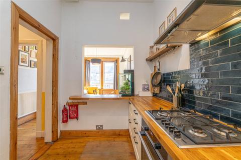 313/6 Easter Road, Edinburgh, EH6 8LH