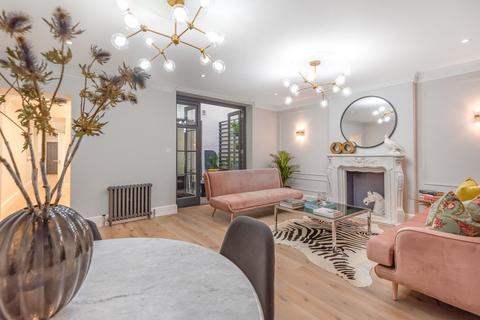 2 bedroom terraced house for sale, Queens Gardens, Bayswater, London, W2