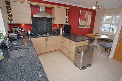 4 bedroom detached house for sale, Upper Chimes, Maidstone