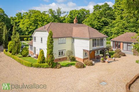 undefined, Goose Green|Substantial Gated Family Home on 0.7 Acres