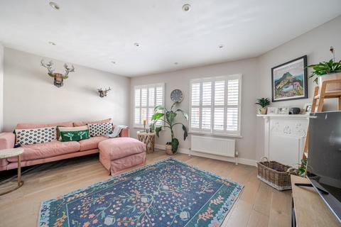 Flat 2, The Old Brew House, 18 Cooper Road, Guildford, GU1 3LY