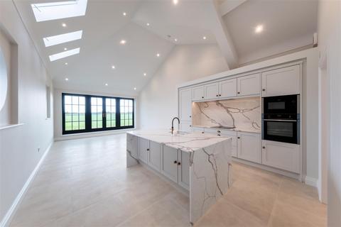 2 bedroom barn conversion for sale, Old Hall Country Estate, Chester, CH3 6EA