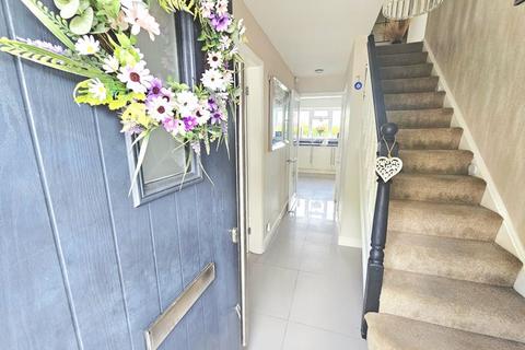 3 Butlers Close, Erdington, Birmingham, B23 5YQ