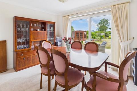 20 Grove Drive, Woodhall Spa, LN10 6RT