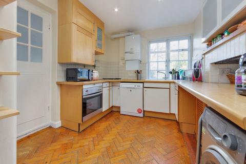 undefined, Denman Drive North, Hampstead Garden Suburb, NW11