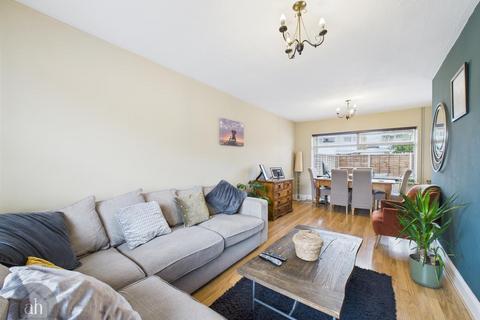 3 bedroom semi-detached house for sale, Mitre Close, Woolpit