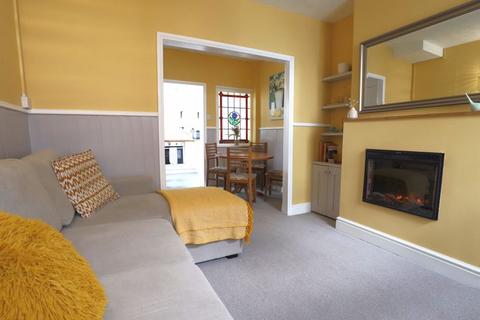 1 bedroom end of terrace house to rent, Grendon Buildings, Exeter