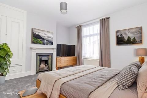 3 bedroom terraced house for sale, Carisbrooke Road, Southsea