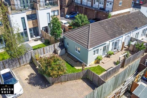 2 bedroom semi-detached bungalow for sale, Highland Road, Southsea