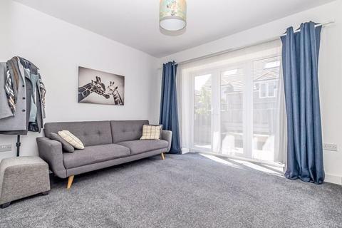 2 bedroom semi-detached bungalow for sale, Highland Road, Southsea