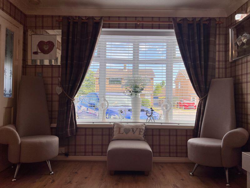 11 - Living Room