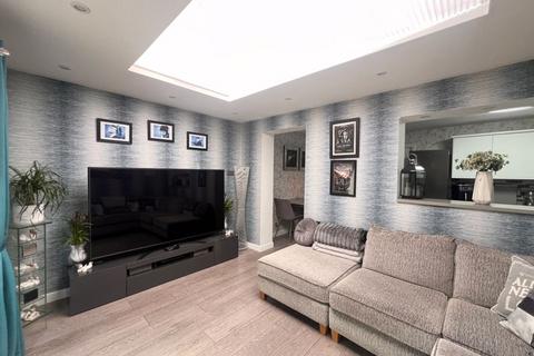 undefined, Golf Open 2026 - Dodworth Avenue, Southport - Sleeps 4
