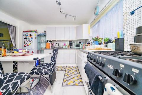 35 Ashfield Way, Luton, LU3 2UN