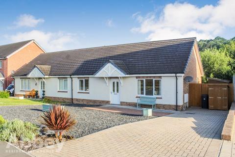 42 Tennant Grove, Neath, SA10 6ES