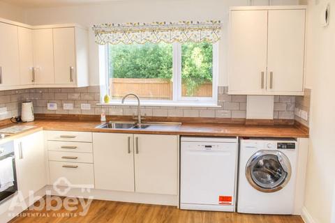 42 Tennant Grove, Neath, SA10 6ES