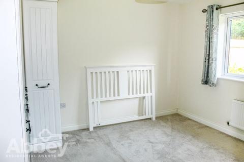 42 Tennant Grove, Neath, SA10 6ES