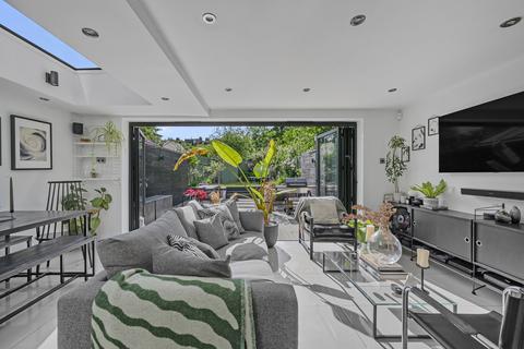 2 bedroom flat for sale, Copleston Road,  Peckham, SE15