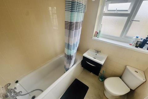 14 Keir Hardie Way, Hayes, UB4 9JF