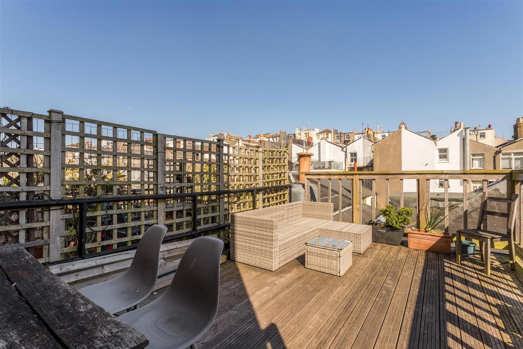 Flat 3, 66 Lansdowne Place-14.jpg
