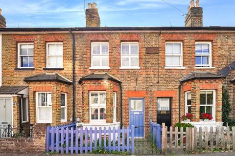 66 Angel Road, Thames Ditton, KT7 0AZ